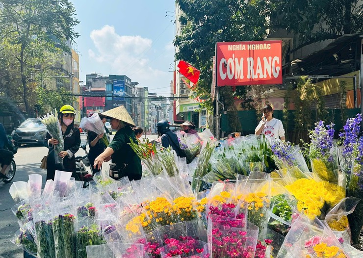 PHƯỜNG VĂN MIẾU - QUỐC TỬ GIÁM BẢO ĐẢM CHO NHÂN DÂN ĐÓN TẾT BÌNH AN, VUI TƯƠI- Ảnh 1.