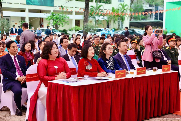 PHƯỜNG LÁNG PHÁT ĐỘNG “TẾT TRỒNG CÂY ĐỜI ĐỜI NHỚ ƠN BÁC HỒ” XUÂN BÍNH NGỌ 2026- Ảnh 2.