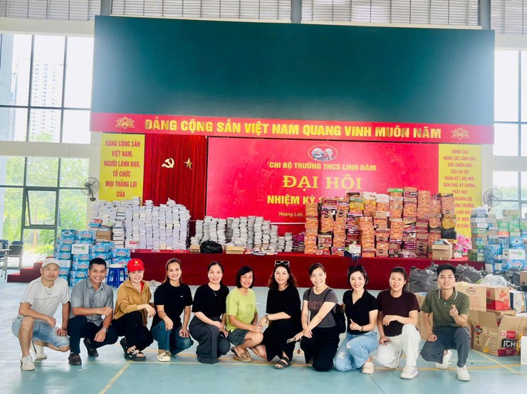 Người “Nhóm lên những ngọn lửa hồng” dưới mái trường THCS Linh Đàm- Ảnh 8.