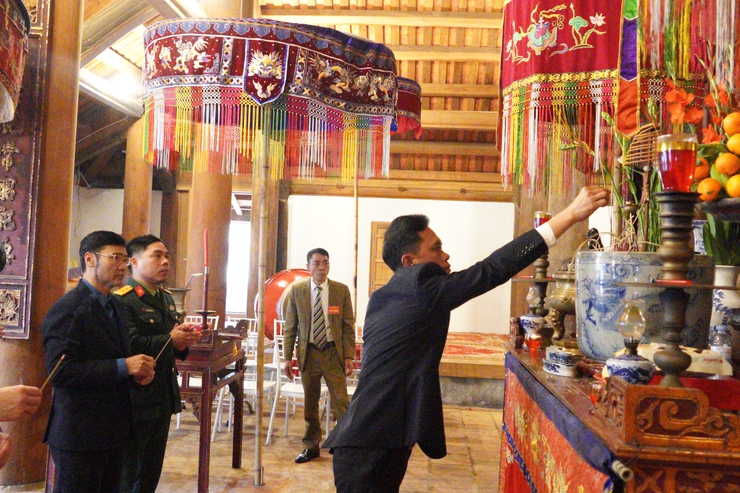 Phường Chương Mỹ tổ chức Đoàn dâng hương tại Lễ hội truyền thống làng Ninh Sơn năm 2026- Ảnh 1.