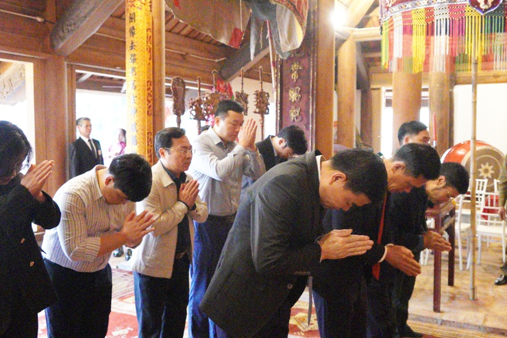 Phường Chương Mỹ tổ chức Đoàn dâng hương tại Lễ hội truyền thống làng Ninh Sơn năm 2026- Ảnh 2.