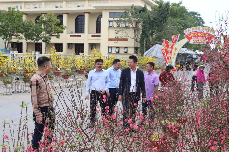 TẾT ĐẶC BIỆT – DẤU ẤN MỘT MÙA XUÂN TRÁCH NHIỆM VÀ NIỀM TIN- Ảnh 8.