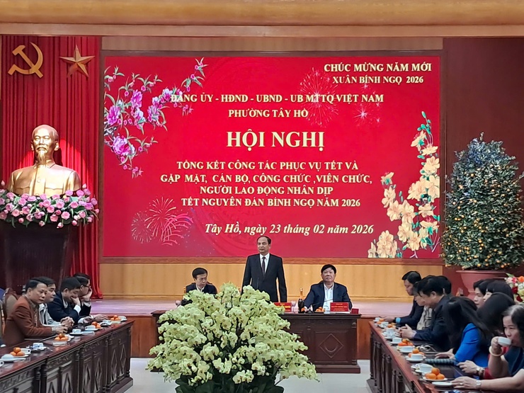 Phường Tây Hồ tổng kết công tác phục vụ Tết Nguyên đán Bính Ngọ 2026: Siết chặt kỷ cương hành chính, quyết tâm thực hiện thắng lợi nhiệm vụ năm mới.- Ảnh 4.