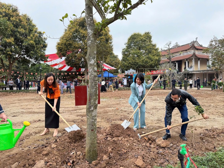 Phường Phúc Lợi cụ thể hóa quyết tâm xây dựng phường xanh, sạch, đáng sống hơn- Ảnh 4.