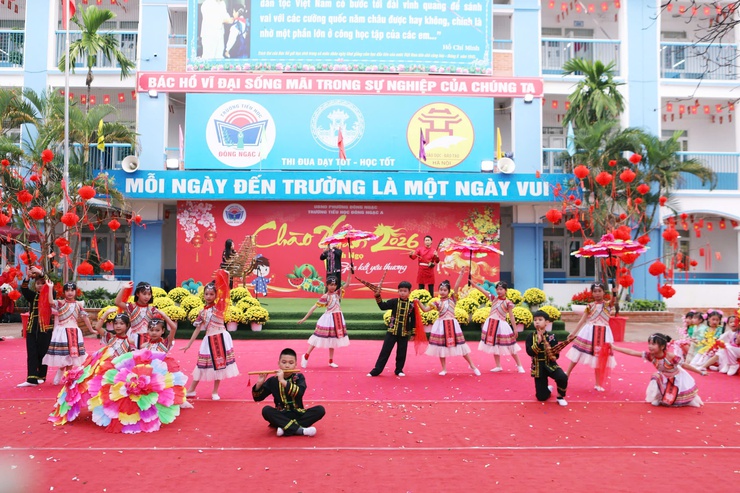 ĐẶC SẮC CHƯƠNG TRÌNH “CHÀO XUÂN BÍNH NGỌ 2026 - GẮN KẾT YÊU THƯƠNG” CỦA TRƯỜNG TIỂU HỌC ĐÔNG NGẠC A.- Ảnh 7.