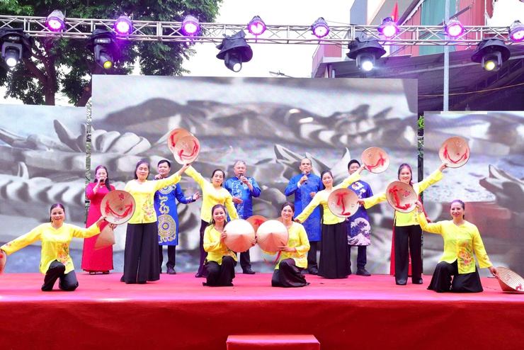 THƯ LÂM KHAI MẠC CHƯƠNG TRÌNH “TINH HOA ĐỒ GỖ THƯ LÂM LẦN THỨ I” NĂM 2026- Ảnh 1.