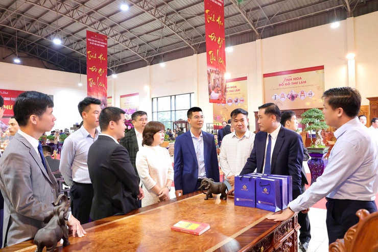 THƯ LÂM KHAI MẠC CHƯƠNG TRÌNH “TINH HOA ĐỒ GỖ THƯ LÂM LẦN THỨ I” NĂM 2026- Ảnh 11.