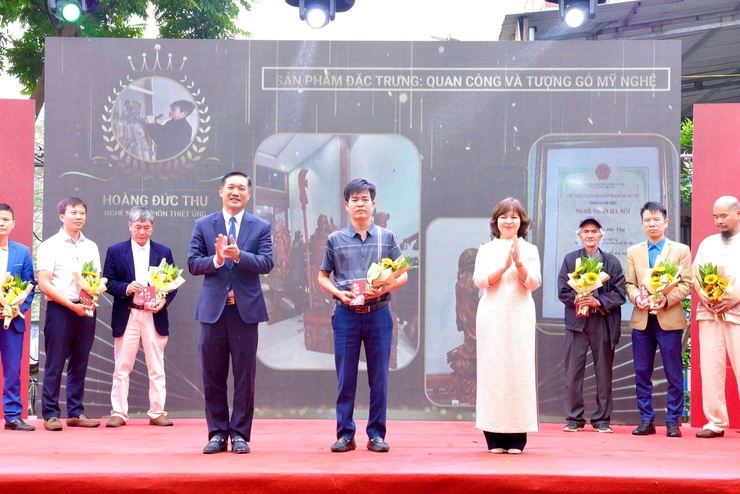 THƯ LÂM KHAI MẠC CHƯƠNG TRÌNH “TINH HOA ĐỒ GỖ THƯ LÂM LẦN THỨ I” NĂM 2026- Ảnh 9.