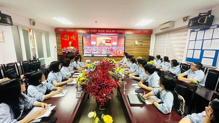 Đảng bộ phường Thanh Xuân nghiêm túc tổ chức Hội nghị trực tuyến học tập, quán triệt các nghị quyết quan trọng của BCH Trung ương- Ảnh 9.