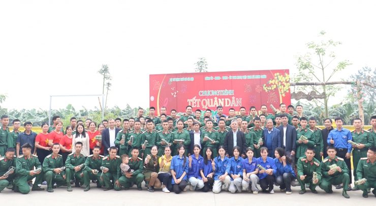 “Tết quân dân” ở Minh Châu – khắc sâu hình ảnh người lính trong giai đoạn mới- Ảnh 7.