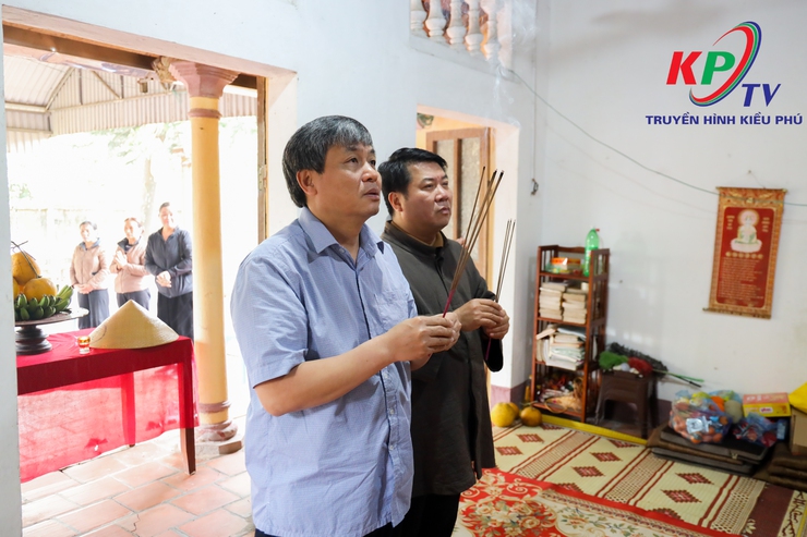 Quan tâm bảo tồn di sản: Trưởng Ban Quản lý Di tích Danh thắng Hà Nội làm việc đầu xuân tại Kiều Phú- Ảnh 2.