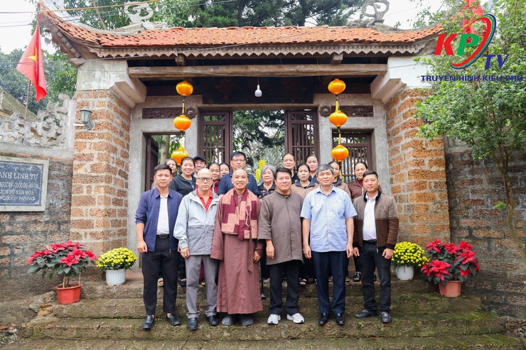 Quan tâm bảo tồn di sản: Trưởng Ban Quản lý Di tích Danh thắng Hà Nội làm việc đầu xuân tại Kiều Phú- Ảnh 4.