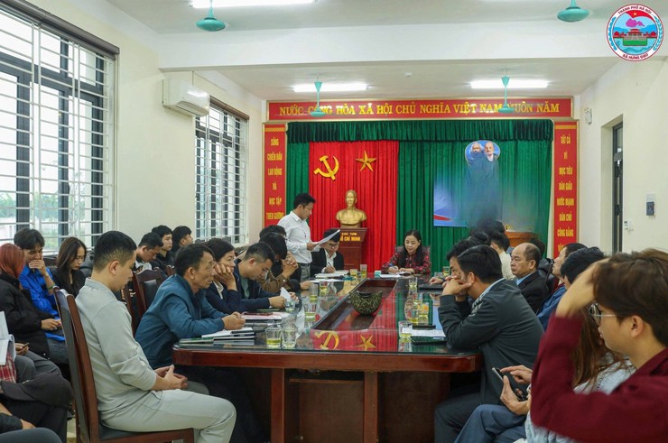 XÃ HƯNG ĐẠO TỔ CHỨC HỌP CHUYÊN MÔN GIẢI BÓNG ĐÁ THANH NIÊN LẦN THỨ II NĂM 2026- Ảnh 1.