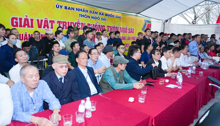 Giải vật truyền thống thôn Ngô Sài mừng Xuân Bính Ngọ 2026 thành công tốt đẹp- Ảnh 1.