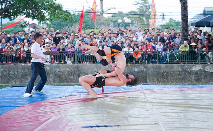 Giải vật truyền thống thôn Ngô Sài mừng Xuân Bính Ngọ 2026 thành công tốt đẹp- Ảnh 15.