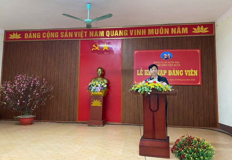 Chi bộ Tiên Xuân kết nạp đảng viên mới là thanh niên chuẩn bị lên đường nhập ngũ- Ảnh 5.