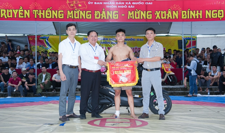 Giải vật truyền thống thôn Ngô Sài mừng Xuân Bính Ngọ 2026 thành công tốt đẹp- Ảnh 20.