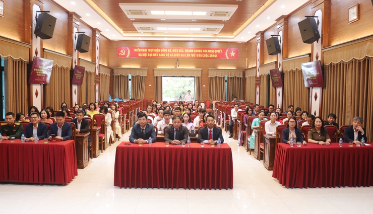 Quốc Oai gặp mặt kỷ niệm 71 năm ngày thầy thuốc việt nam (27/2/1955 – 27/2/2026) Tri ân những “chiến sĩ áo trắng” vì sức khỏe Nhân dân- Ảnh 5.