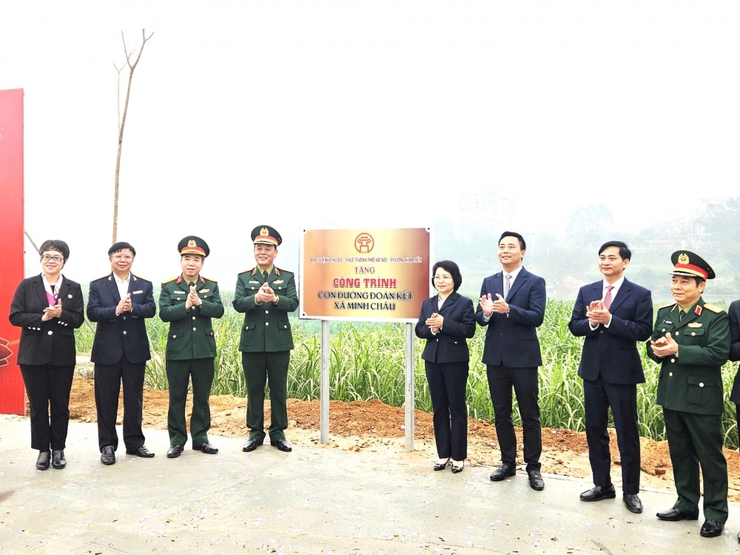 “Tết quân dân” ở Minh Châu – khắc sâu hình ảnh người lính trong giai đoạn mới- Ảnh 3.