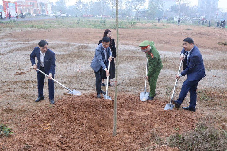XÃ BA VÌ PHÁT ĐỘNG “TẾT TRỒNG CÂY ĐỜI ĐỜI NHỚ ƠN BÁC HỒ” – XUÂN BÍNH NGỌ 2026- Ảnh 3.