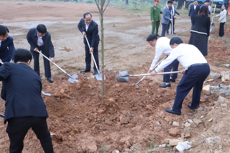 XÃ BA VÌ PHÁT ĐỘNG “TẾT TRỒNG CÂY ĐỜI ĐỜI NHỚ ƠN BÁC HỒ” – XUÂN BÍNH NGỌ 2026- Ảnh 1.