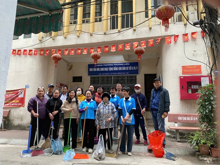 Phường Kim Liên phát động phong trào toàn dân tham gia bảo vệ môi trường vì "Sáng - Xanh - Sạch - Đẹp"- Ảnh 6.