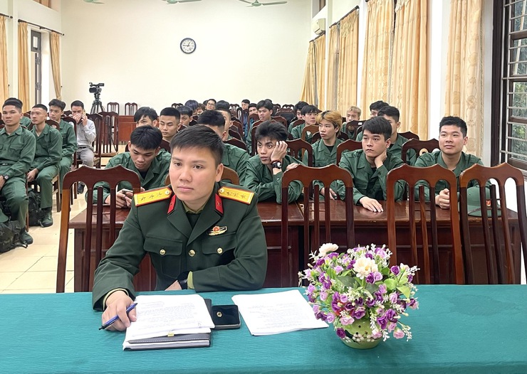 Phúc Lộc: Cấp phát quân trang cho công dân nhập ngũ năm 2026- Ảnh 4.