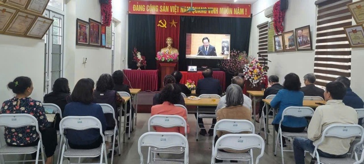 Đảng ủy phường Việt Hưng  tổ chức học tập, quán triệt Nghị quyết số 79-NQ/TW và 80 – NQ/TW theo hình thức trực tuyến.- Ảnh 8.