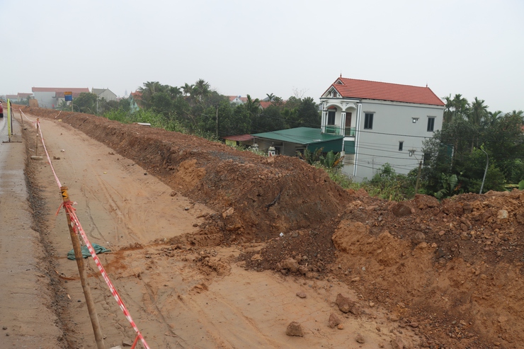 Lãnh đạo xã Phú Xuyên kiểm tra tiến độ một số dự án trọng điểm trên địa bàn- Ảnh 3.