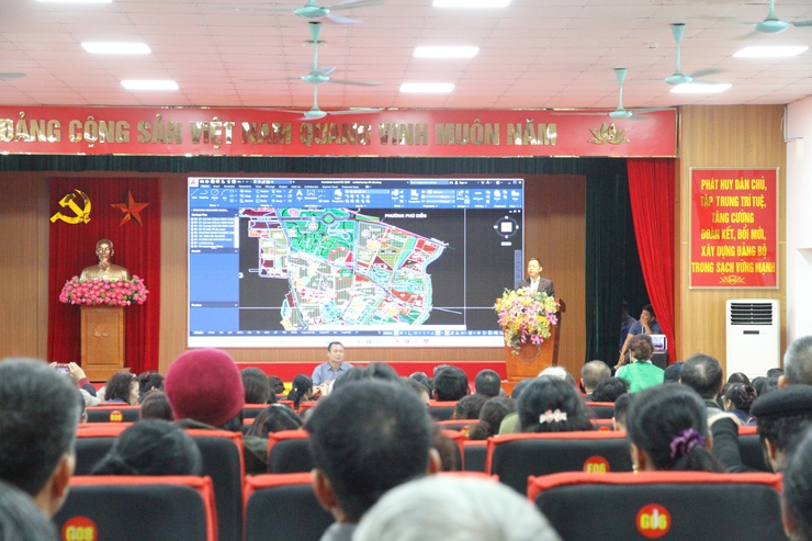 Phường Xuân Phương tổ chức Hội nghị công khai thực hiện công tác GPMB Dự án mở rộng đường 70 - Ảnh 9.