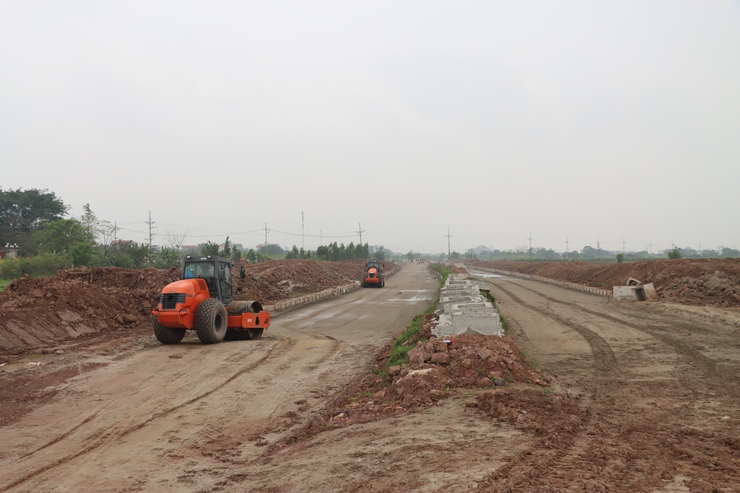 Lãnh đạo xã Phú Xuyên kiểm tra tiến độ một số dự án trọng điểm trên địa bàn- Ảnh 5.