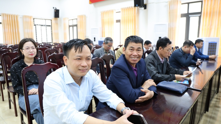 Tam Hưng tham dự hội nghị quán triệt, triển khai các Nghị quyết 79 và 80 của Bộ Chính trị- Ảnh 6.