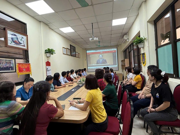 Phường Phúc Lợi tổ chức học tập, quán triệt Nghị quyết 79-NQ/TW và Nghị quyết 80-NQ/TW của Bộ Chính trị- Ảnh 6.