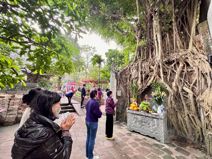 GIỚI THIỆU VỀ THĂNG LONG TỨ TRẤN - ĐỀN (ĐÌNH) KIM LIÊN- Ảnh 3.