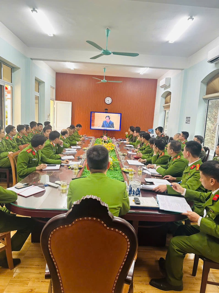 Tam Hưng tham dự hội nghị quán triệt, triển khai các Nghị quyết 79 và 80 của Bộ Chính trị- Ảnh 10.