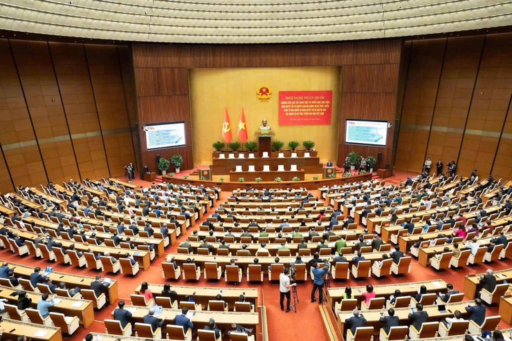 Phường Phú Lương dự hội nghị trực tuyến học tập, quán triệt Nghị quyết số 79-NQ/TW và Nghị quyết số 80-NQ/TW của Bộ chính trị - Ảnh 4.