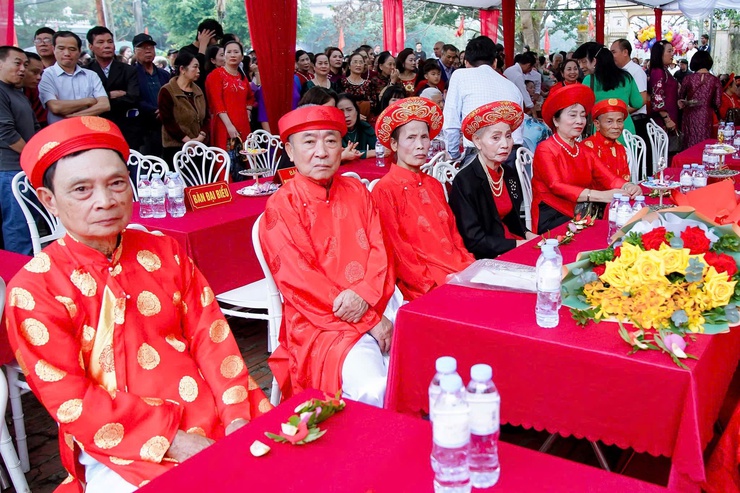 ẤM ÁP LỄ MỪNG THỌ - XUÂN BÍNH NGỌ 2026 TẠI ĐÌNH THÔN VẠN ĐIỂM  TRÊN ĐỊA BÀN XÃ PHÚ XUYÊN- Ảnh 9.