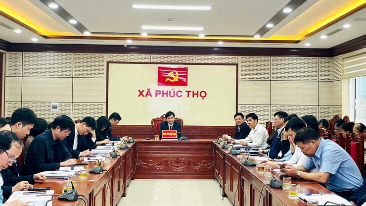 Đảng ủy xã Phúc Thọ tiếp sóng Hội nghị quán triệt, triển khai các Nghị quyết 79 và 80 của Bộ Chính trị- Ảnh 2.