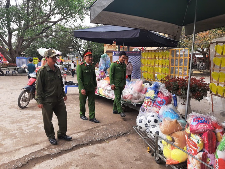 Công an xã Liên Minh đảm bảo an ninh trật tự lễ hội năm 2026- Ảnh 1.