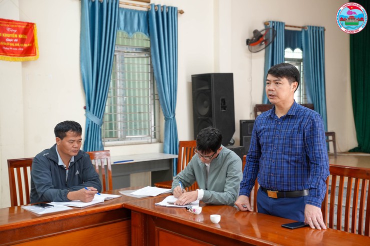 CHẤM THI CUỘC THI “GIỮ GÌN THÔN SÁNG, XANH, SẠCH, ĐẸP, AN TOÀN” THÁNG 2 – CÁC THÔN CHỦ ĐỘNG VỆ SINH MÔI TRƯỜNG SAU TẾT- Ảnh 2.