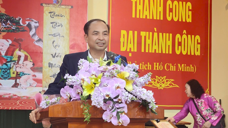 Lãnh đạo Thành phố và Phường Tây Hồ dự Lễ mừng thọ, chúc thọ người cao tuổi- Ảnh 4.