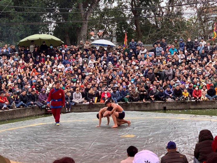 Sôi động giải Vật truyền thống Lễ hội Đình – Đền – Chùa Chi Đông 2026- Ảnh 1.