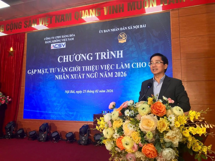 Nội Bài: Trao 51 sổ tiết kiệm tặng tân binh trước khi nhập ngũ- Ảnh 4.