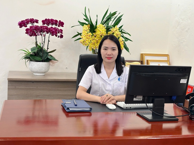 Nữ bác sĩ trẻ - 12 năm tâm huyết với sự nghiệp chăm sóc, bảo vệ sức khỏe Nhân dân- Ảnh 1.