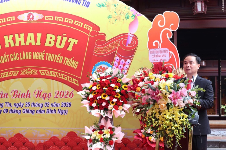 Xã Thường Tín trang trọng tổ chức Lễ khai bút và sản xuất các làng nghề truyền thống đầu Xuân Bính Ngọ 2026- Ảnh 3.