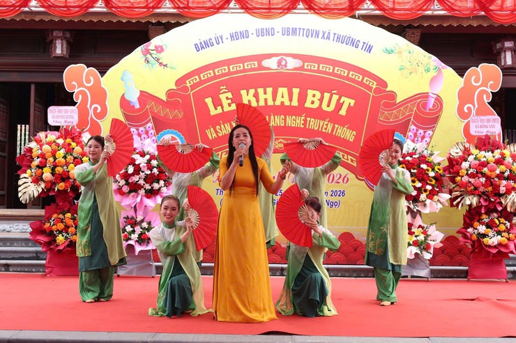 Xã Thường Tín trang trọng tổ chức Lễ khai bút và sản xuất các làng nghề truyền thống đầu Xuân Bính Ngọ 2026- Ảnh 18.