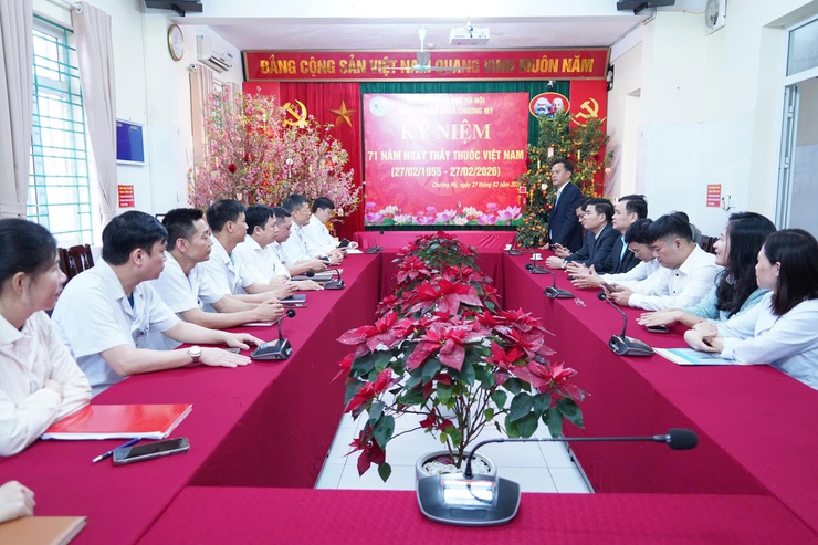 Phường Chương Mỹ thăm, chúc mừng các cơ sở y tế nhân kỷ niệm Ngày Thầy thuốc Việt Nam 27/2- Ảnh 5.