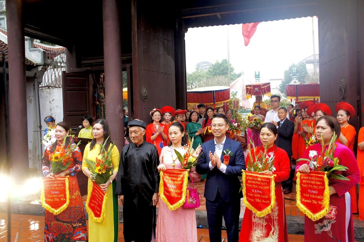 Lễ hội đình làng Phú Gia – Nét đẹp văn hóa truyền thống giữa lòng Thủ đô- Ảnh 9.