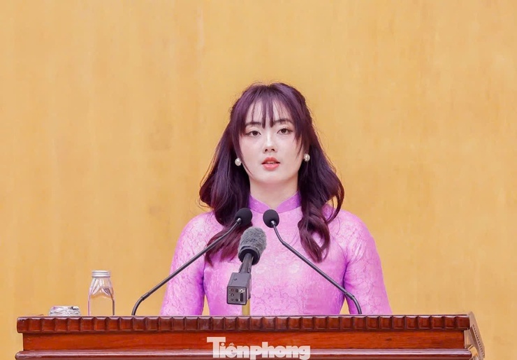 Tổng Bí thư Tô Lâm dự Hội nghị tiếp xúc giữa cử tri với người ứng cử Đại biểu Quốc hội- Ảnh 8.