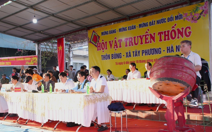 Bế mạc Hội vật truyền thống làng Bùng Xuân Bính Ngọ 2026- Ảnh 1.